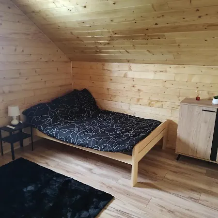 Caloroczny Pod Sosenka Dom wakacyjny