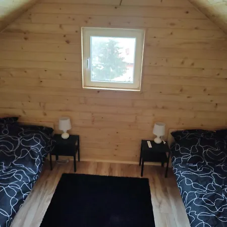 Caloroczny Pod Sosenka Holiday home Lapanow