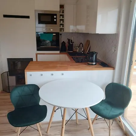 Holiday home Caloroczny Pod Sosenka *